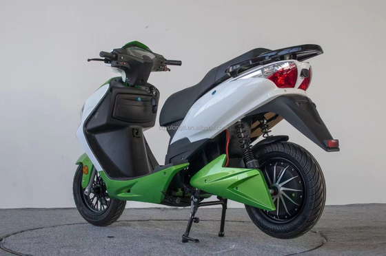 LCD-Display 2000w Wasserdichtes Abnehmbares Batterie-Scooter Erwachsener Elektroauto mit 2 Sitzen
