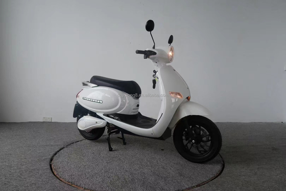 500W/1000W/1500W/2000W Bürstenloser Motor Elektroroller für Erwachsene Max. Geschwindigkeit 40 60km/h