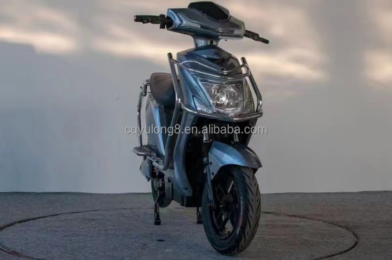 500w Hochgeschwindigkeitsmotorrad Elektromoped LCD-Display 800W Motorrad mit Scheibenbremse